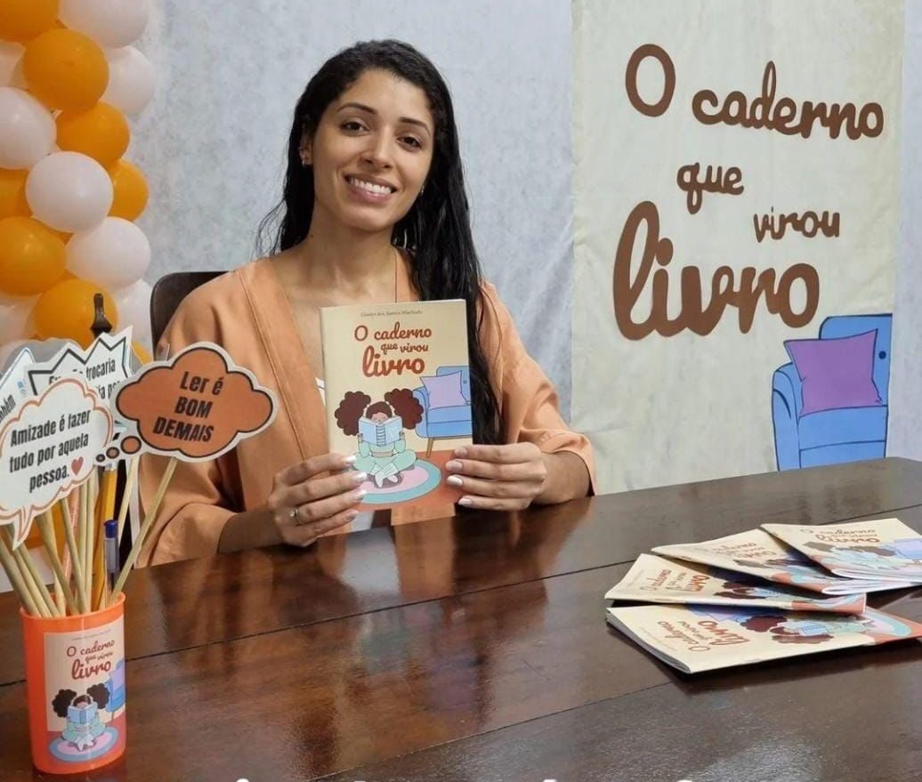 Depois de 20 anos, searaense tem anotações transformadas em livro