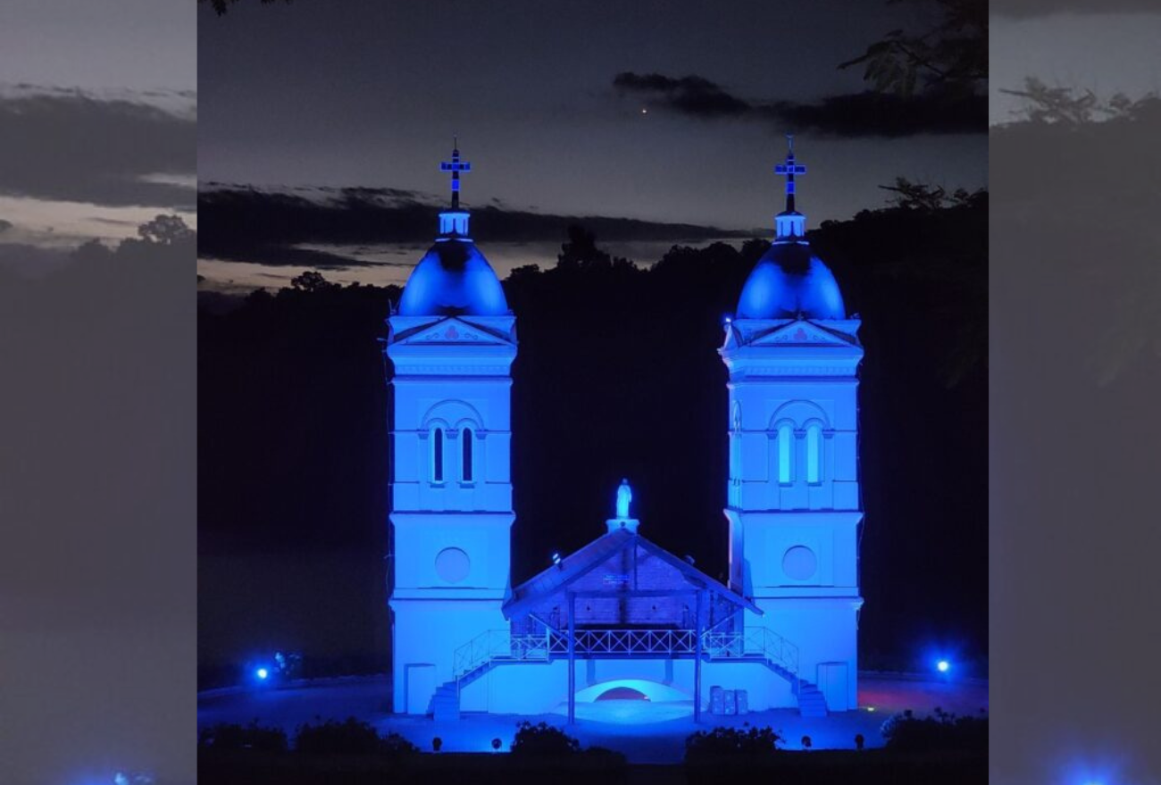 Imagens: Torres da Igreja de Itá recebem moderno sistema de iluminação