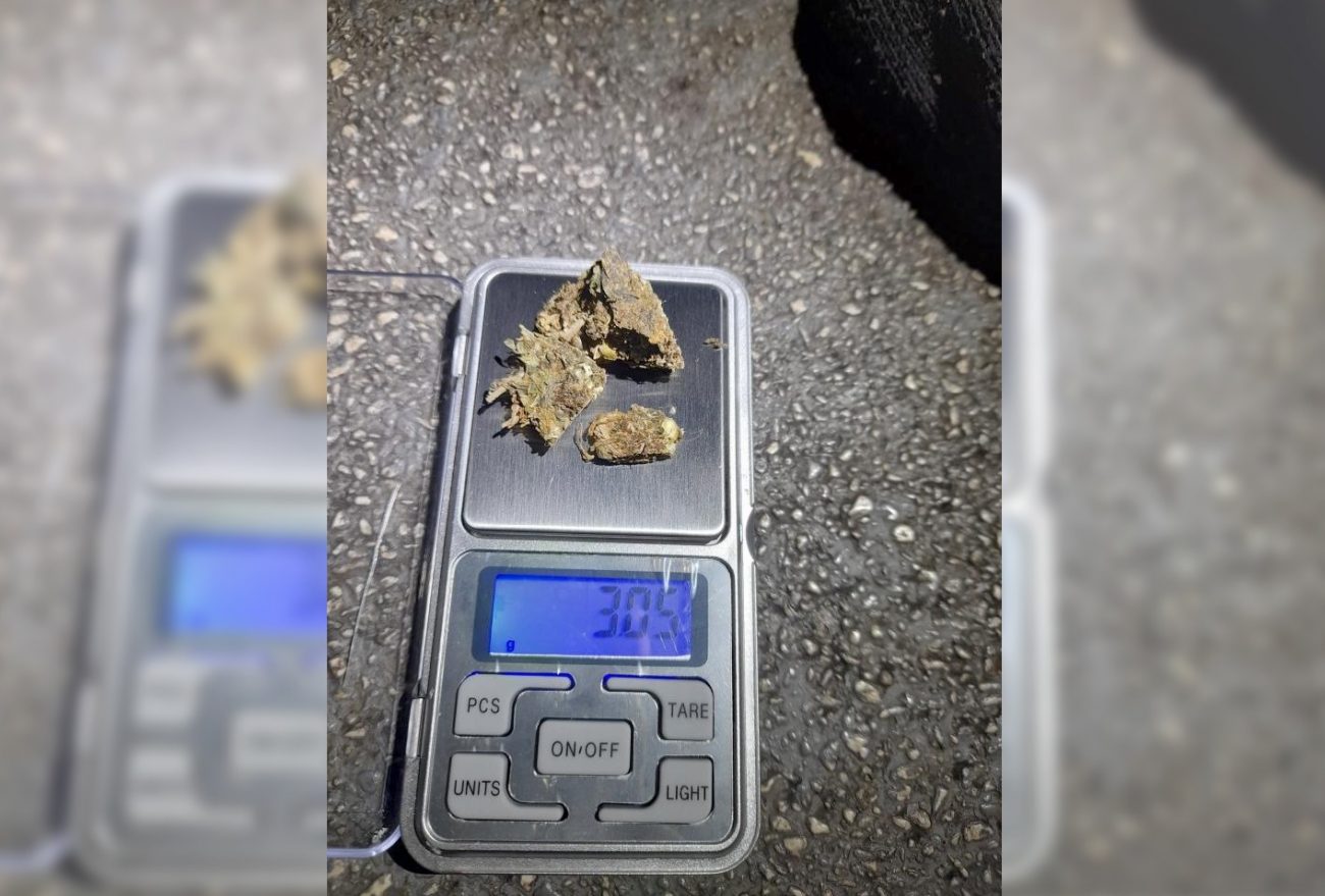 Polícia Militar flagra homem com posse de drogas na Praça Dogello Goss, em Concórdia