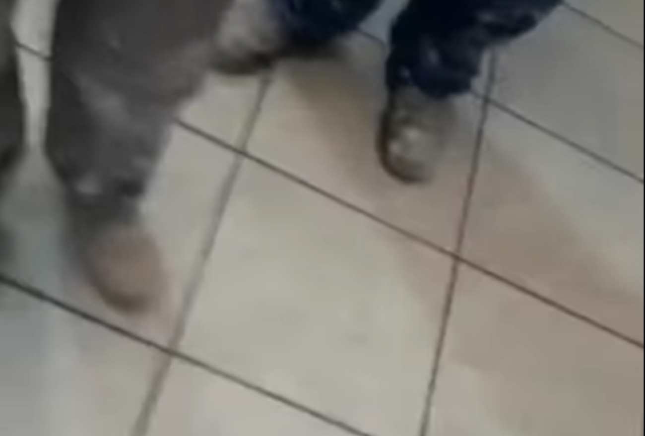 Pintor grava momento que é impedido de almoçar em restaurante de Chapecó