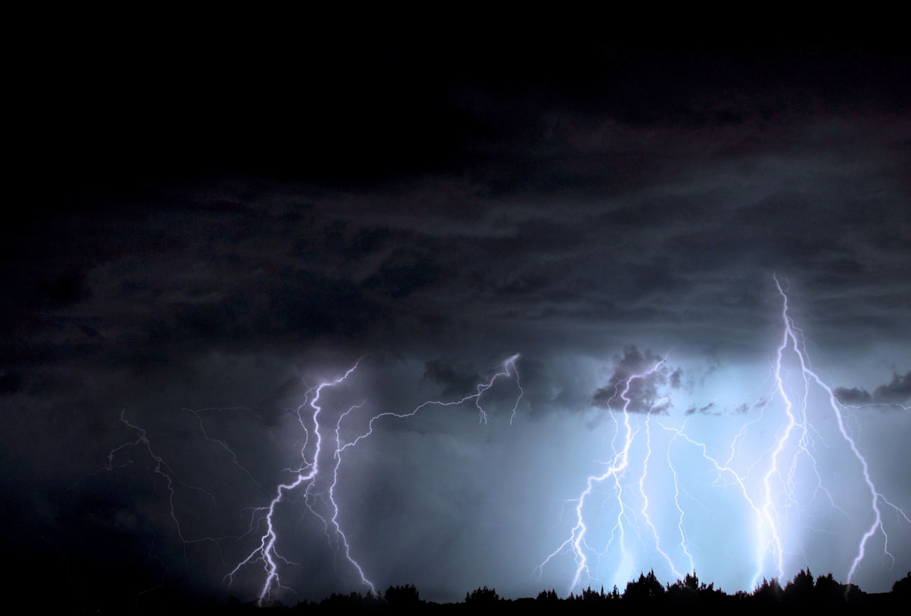 Aviso: Defesa Civil informa Temporais isolados entre a tarde e noite deste sábado (27)