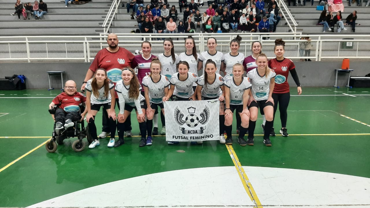 Equipes masculino e feminino do Seara futsal ACDA estrearam na taça G8 de futsal. Confira os resultados: