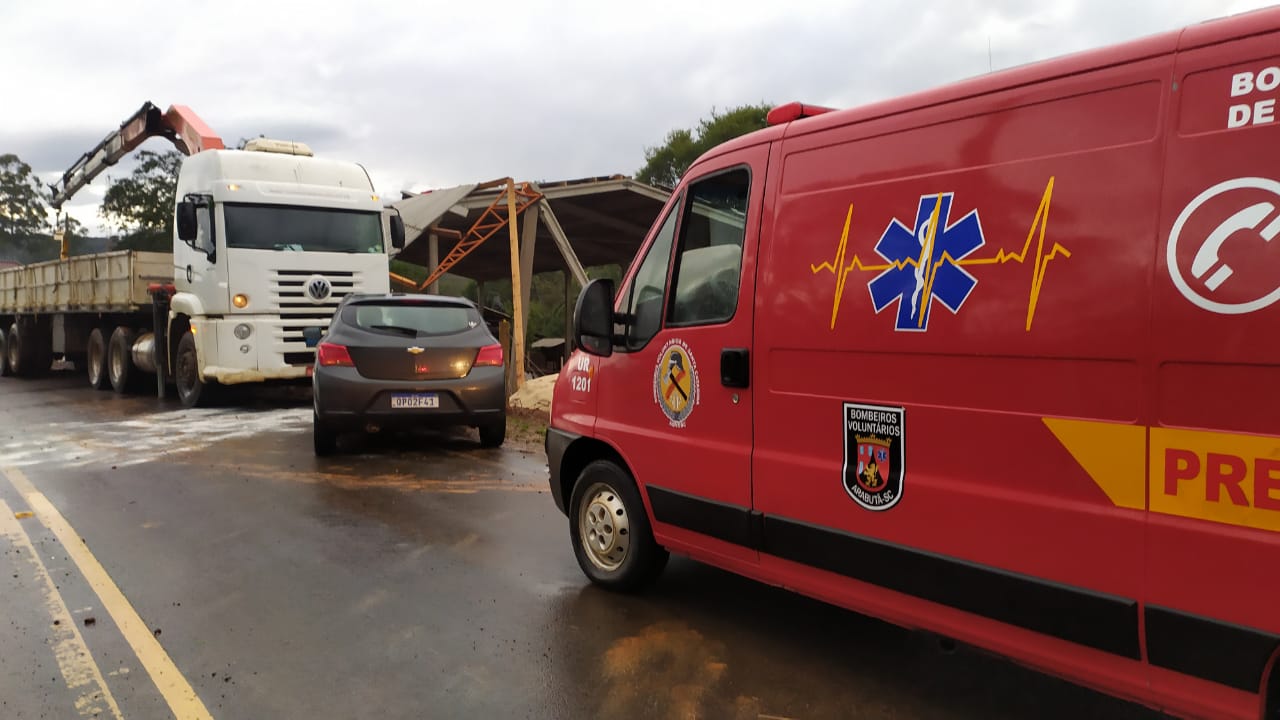 Homem sofre vários ferimentos após cair de cinco metros de altura no interior de Arabutã