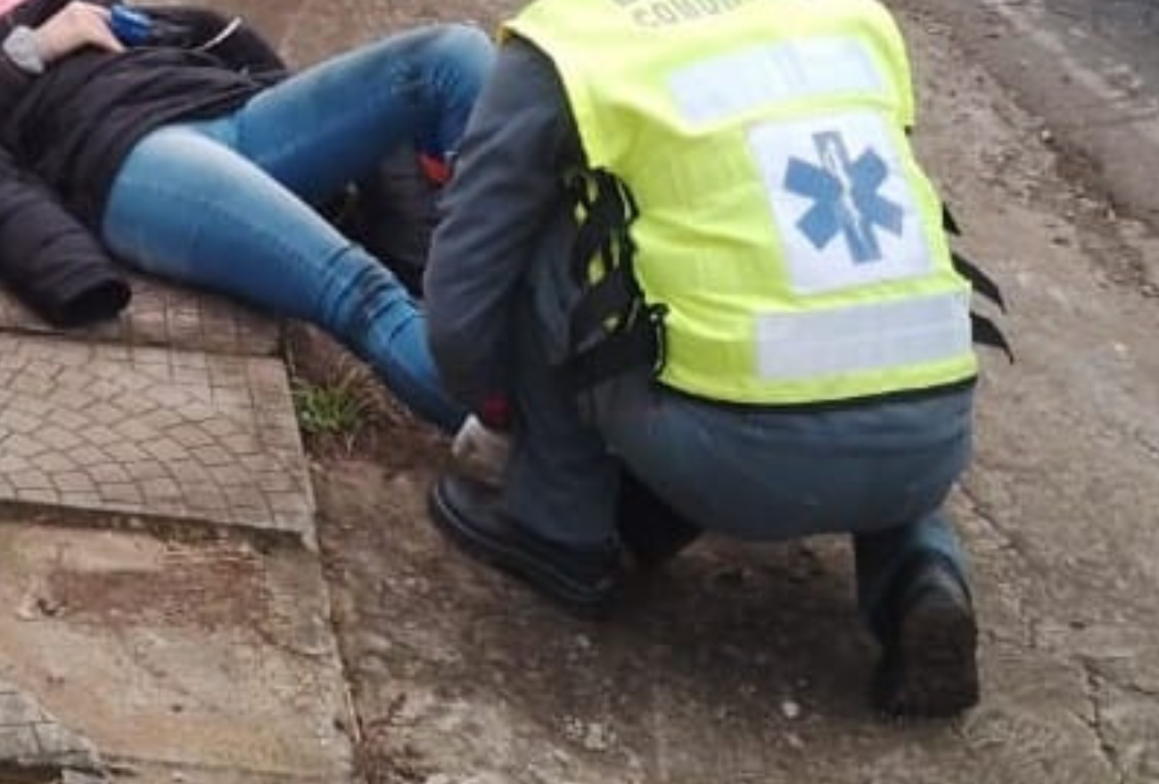 Inusitado: Bombeiros encaminham vítima ao Hospital a pé, em Seara