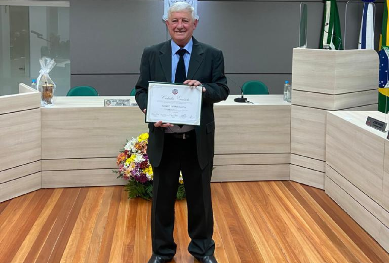 Mario Evangelista recebe Título de Cidadão Emérito pelos serviços prestados à comunidade há mais de 50 anos