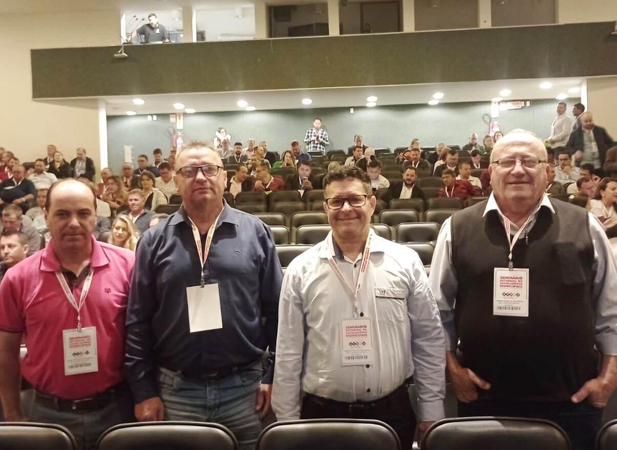 Vereadores de Seara participam de Seminário Estadual, em Florianópolis