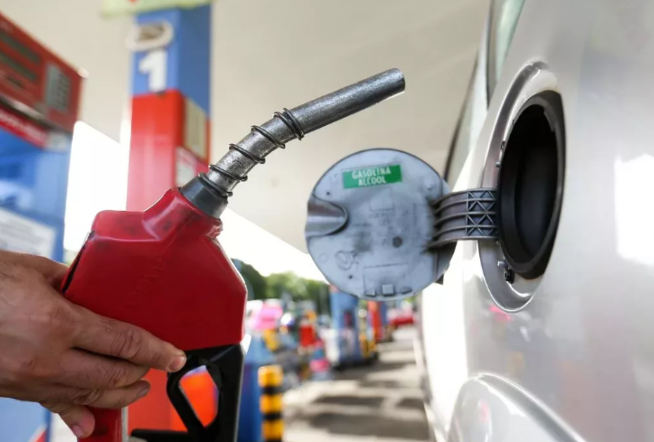 Petrobras anuncia aumento no preço da gasolina e do diesel a partir dessa quarta-feira (16)