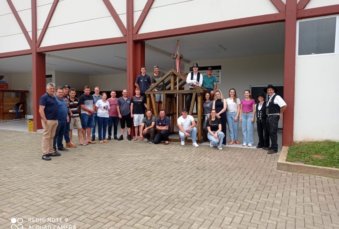 Curso de Casas em Enxaimel são ministrados em Arabutã, entenda: