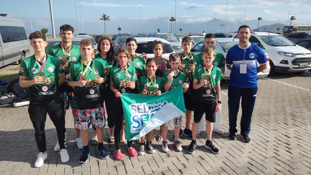 Taekwondo de Seara é destaque: atletas conquistam 1 troféu, 14 medalhas de ouro, 1 de prata e 6 de bronze